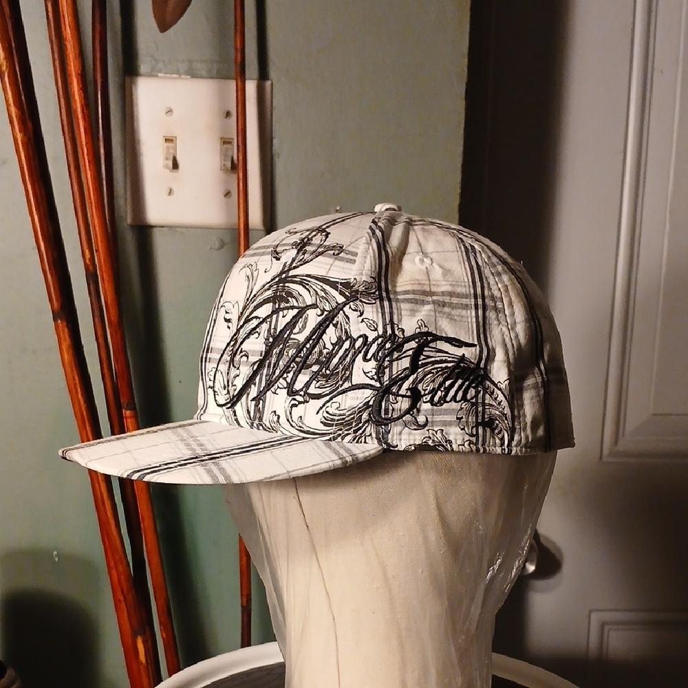 MMA ELITE Men's Plaid White and Black Cap